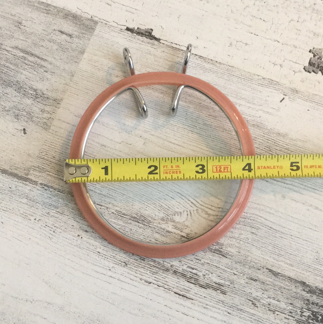 Metal Spring Tension Embroidery Hoop - 4" Peach