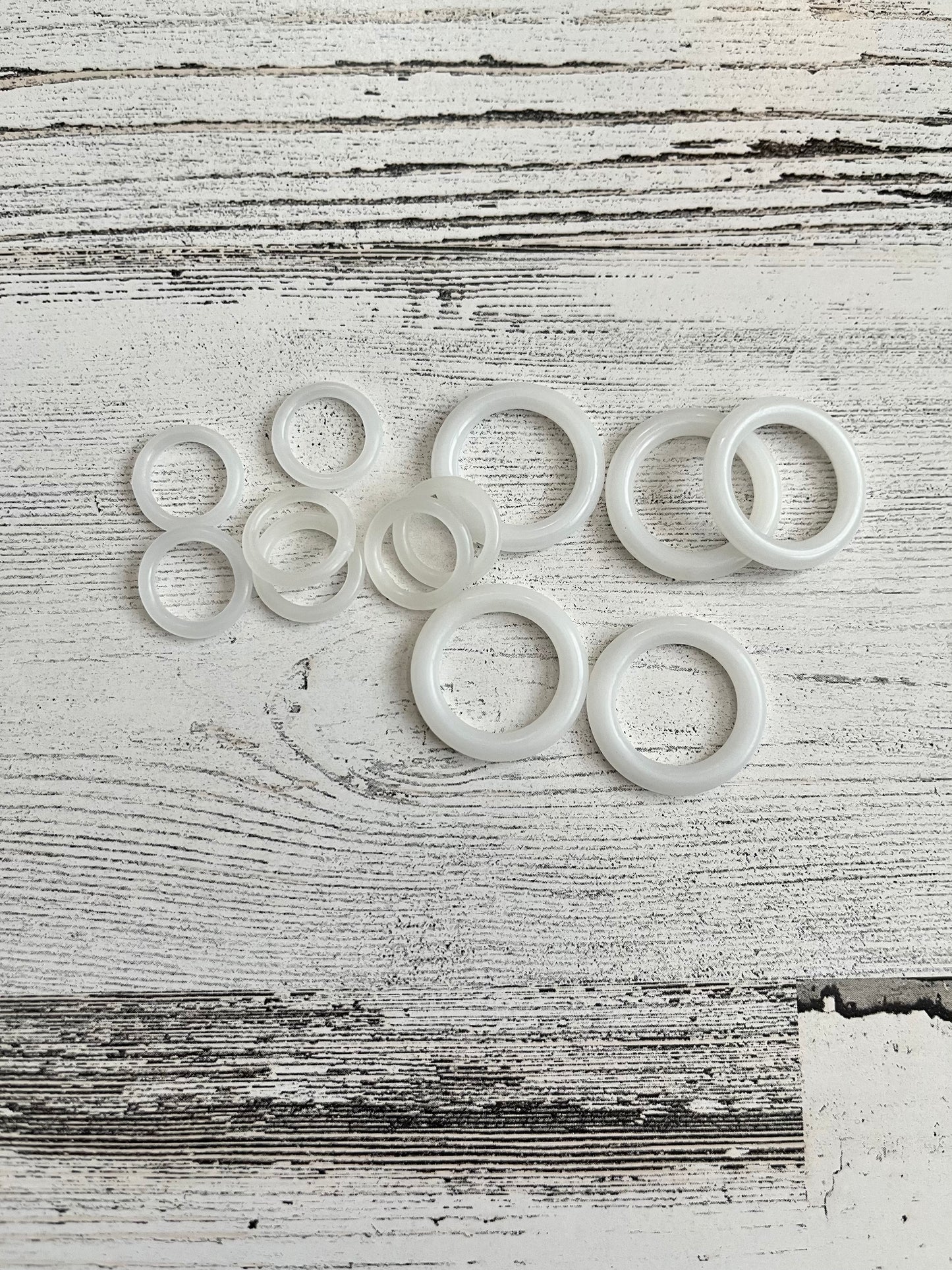 Opaque Plastic Stitch Markers